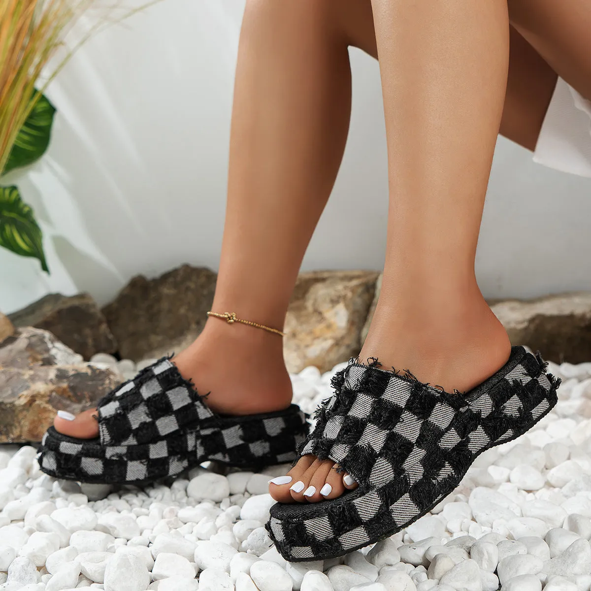 PlaidHaven Platform Sandals