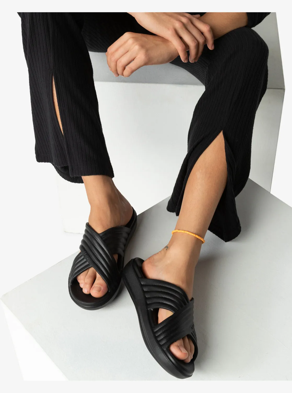 Roxy Rivie Sandals - Black