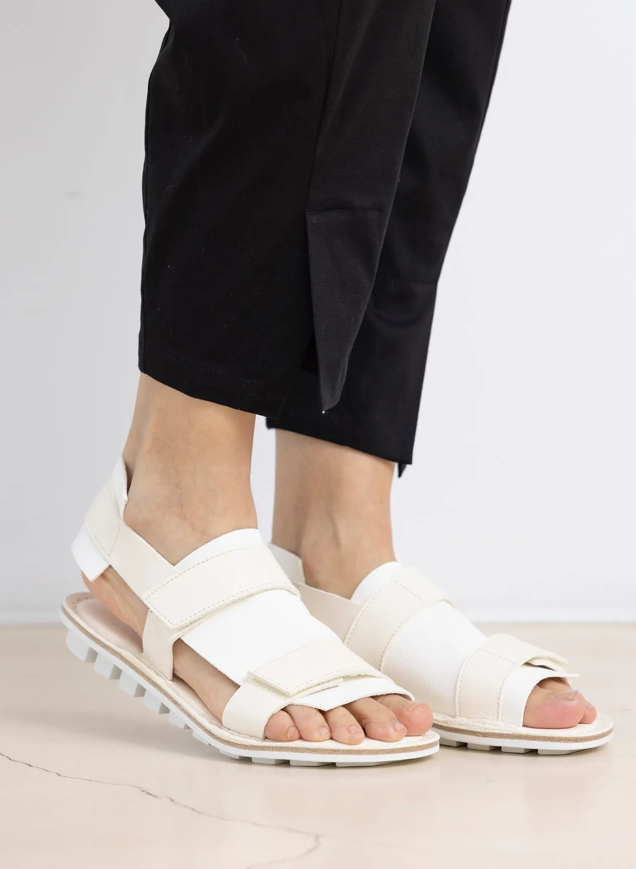 TRIPPEN SANDALS CLEARCUT WHITE